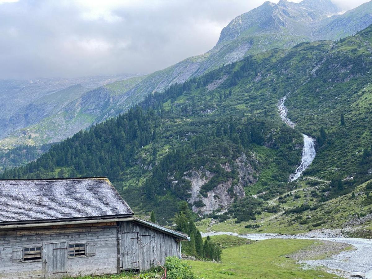 Pension Dorferwirt Bramberg am Wildkogel Exterior foto