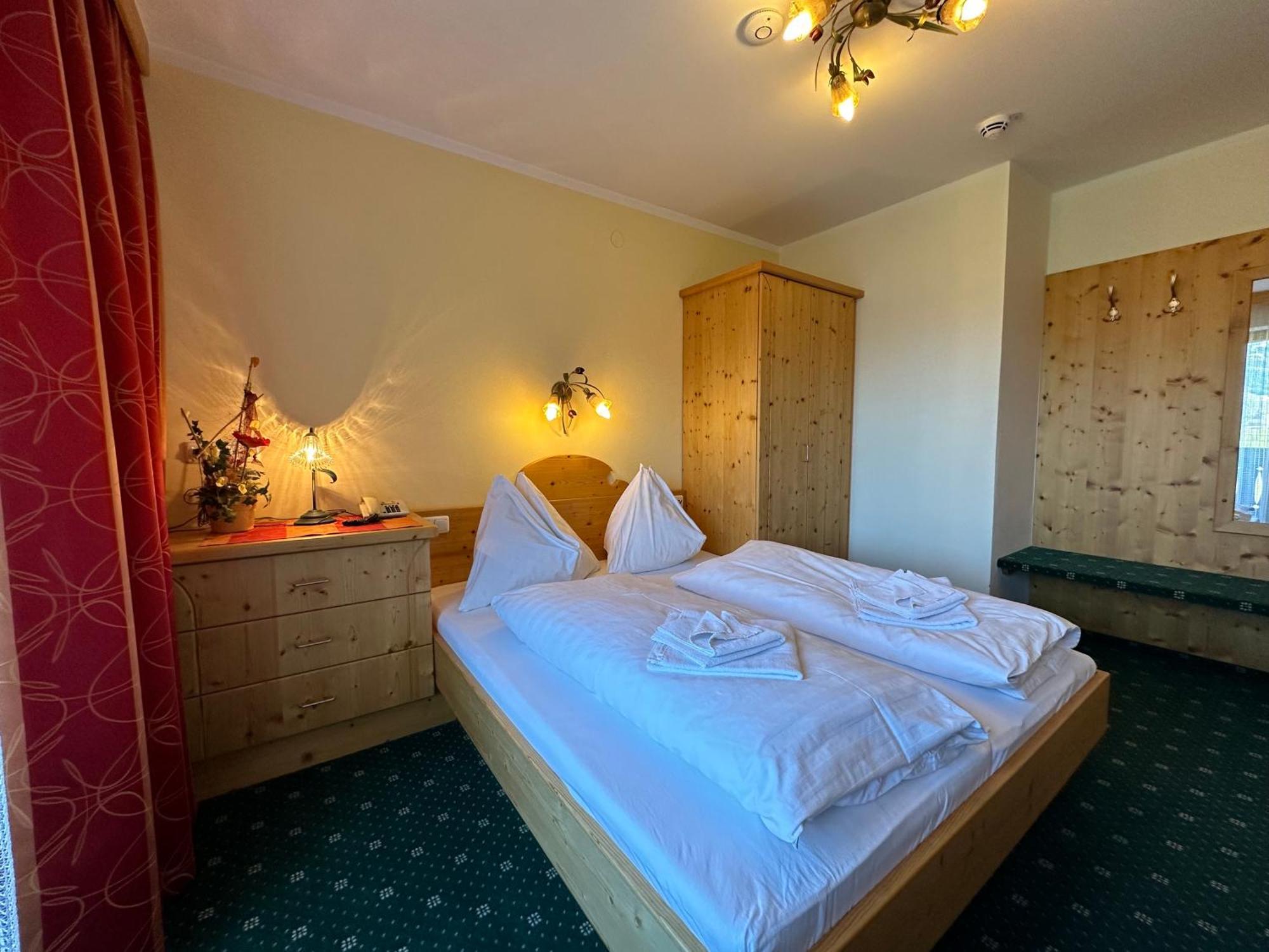 Pension Dorferwirt Bramberg am Wildkogel Cameră foto